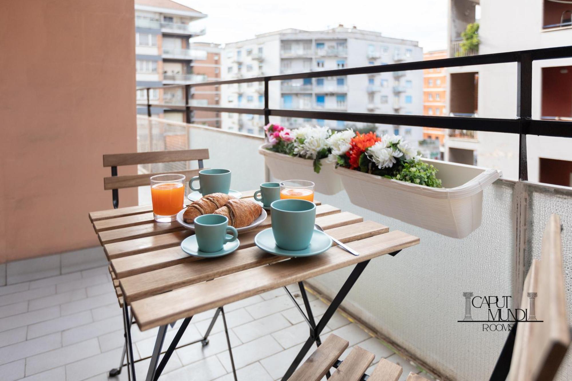 Caput Mundi Rooms - 100Mt To Metro A, Terrace, A-C, 15 Min To Center Rom Exteriör bild